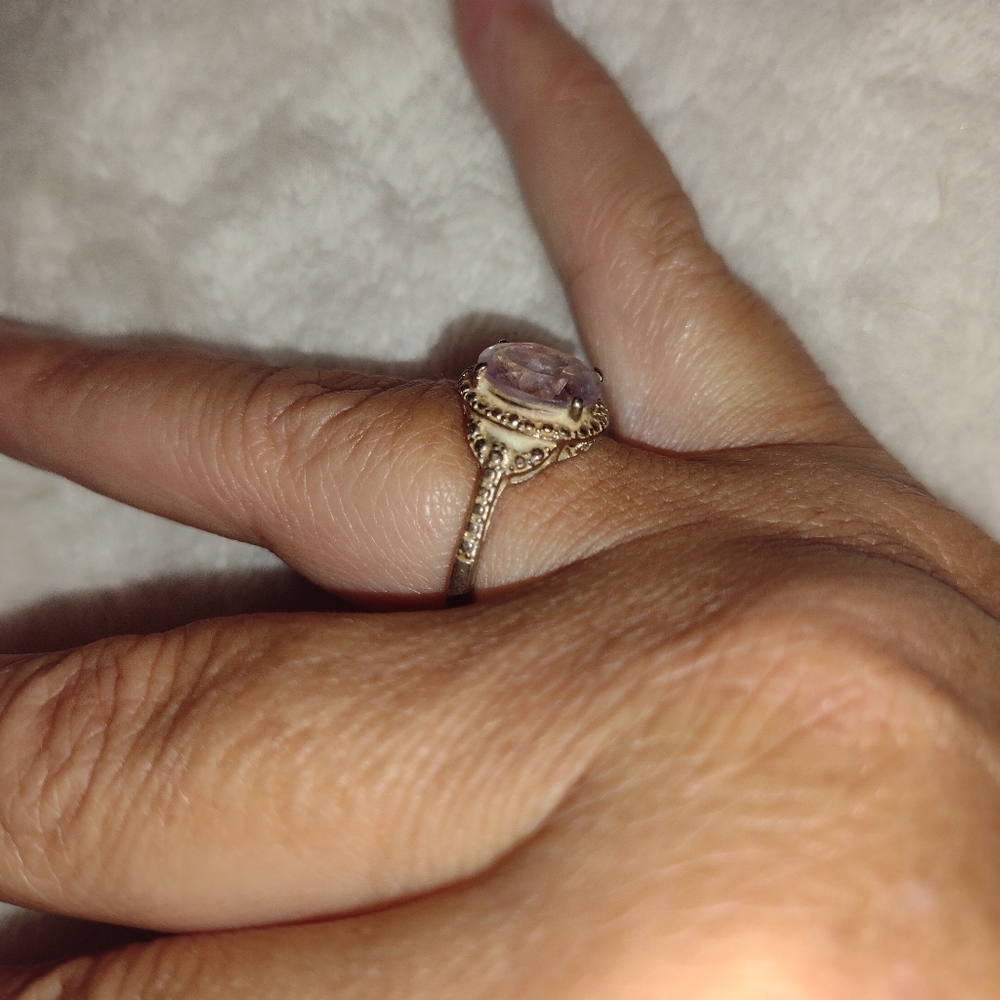 Ring - Picture 5 of 5